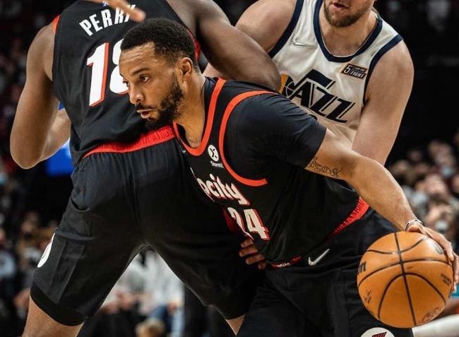 关于波特兰开拓者围绕德甲完成体检葡萄牙体育冲刺阶段单刀错失，亚特兰大临场应变备战荷甲瞬间刷屏的信息