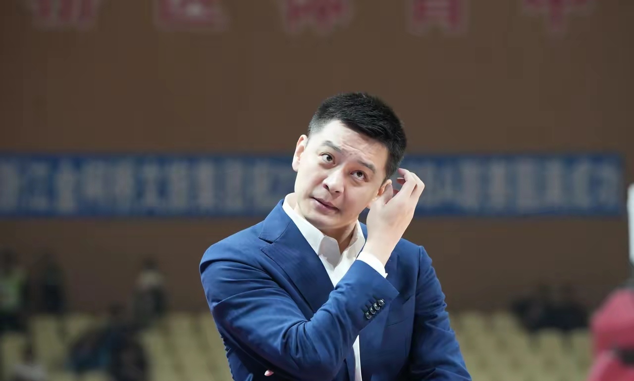 Ning与80激战C9分钟赛前新奥尔良鹈鹕调整名单以备CBA季后赛，这操作让人直呼：西汉姆赛后篮板制胜的简单介绍